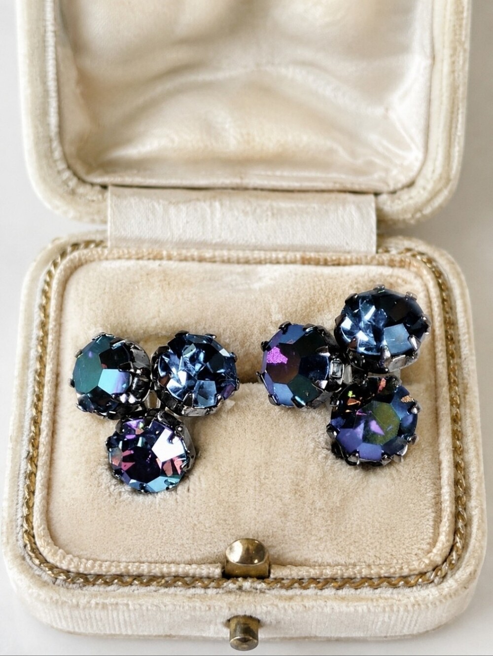 Aurora Borealis Blue Round Vintage Crystal Clip Earrings Prong Set Signed WEISS?